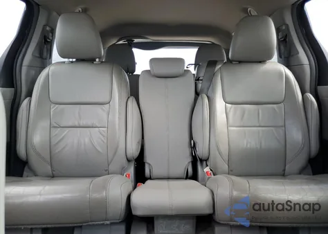 2016 Toyota Sienna Xle из США, поврежденный, VIN 5TDYK3DCXGS710775